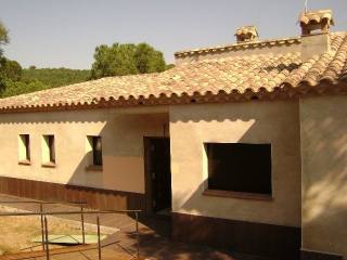 3 Bedrooms - Villa - Girona - For Sale