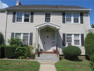 4 bedroom Flat For Sale: 79 Carhart..