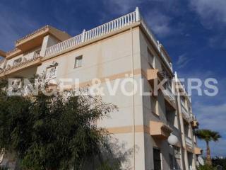 WONDERFUL APARTMENT WITH GARAGE IN..