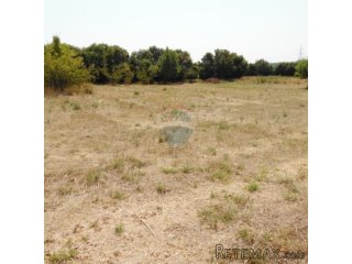 Istra,Pula-Monteserpo, urbanizirano zemljište 1850 m2
