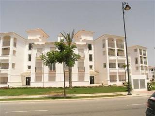 2 bedroom Apartment For Sale: 2nd..