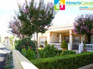 Villa For Sale In Seron