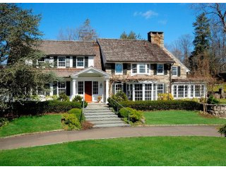 8 bedroom House For Sale: 32 Pecksland..