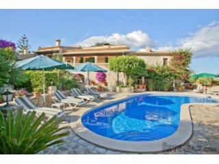 Unique opportunity! Gorgeous sixteenth century property..