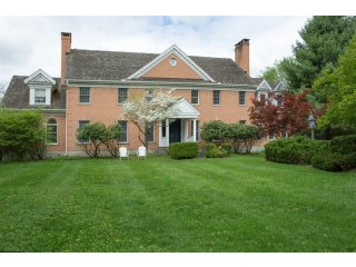 5 bedroom House For Sale: 6 Woods End..