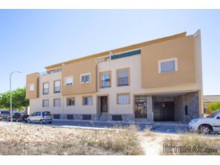 This cozy apartment is located in the beautiful Pilar de la..