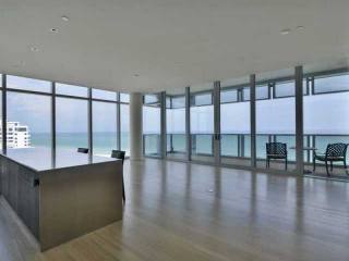 2901 Collins Ave # 1402 Miami Beach..