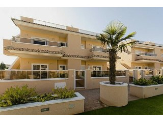 3 Bed Spa Ground Floor Bungalows in..