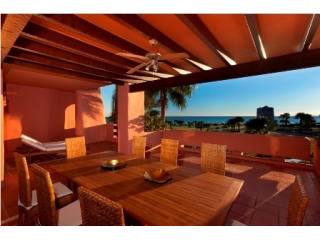 4 Bedrooms - Apartment - Malaga - Resale