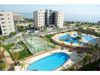 3 Bedroom Middle Floor Apartment