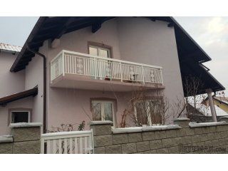 Prodajem kucu-Bijeljina