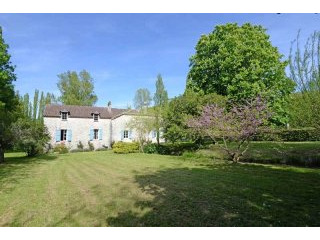 Beautiful Former Watermill In 48 Acres..