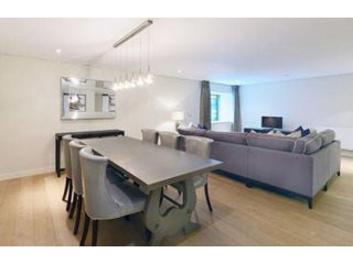 Merchant Square, Paddington, W2