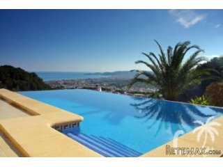 Beautiful villa with wonderful sea and panoramic views over..