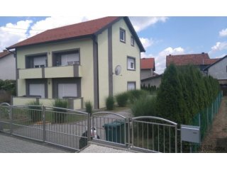 Prodajem kucu-Brod