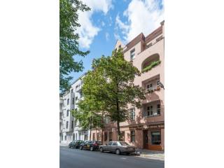 Classy Altbau Apartment in the Charming..