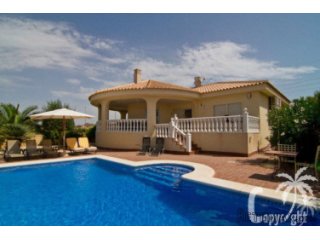 Luxurious detached villa, located at the outer edge of the..