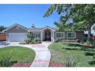 Wonderful Cambrian park home