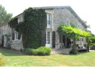 Fully Restored 3 Bedroom Farmhouse And..