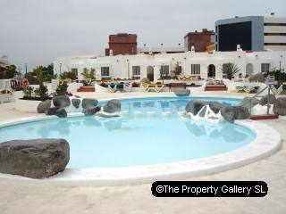 Apartment For Sale in Playa De Las..