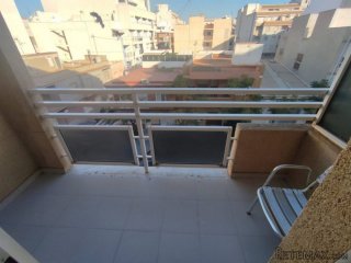 Estudio en la tercera planta con ascensor, cerca de todos..