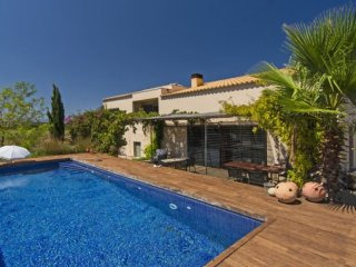 Loft-Style Country Home With Stables..