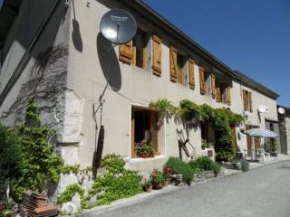 House With Three Chambres d'Hotes