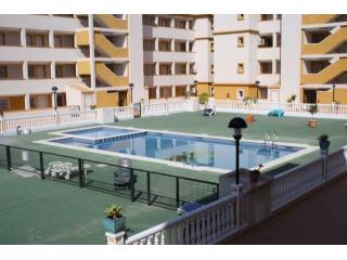 2 Bedroom Ground Floor Apartment In Mar..
