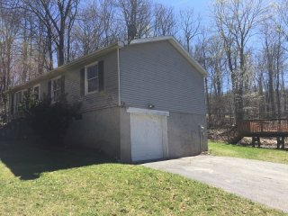 20 Durol Dr Montague, NJ, 07827 Sussex..