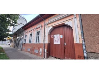 Kuca u strogom centru Panceva-ISKLJUCIVO ZA INVESTITORE