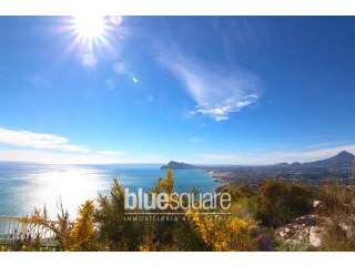 Exceptional Plot with Sea View in Altea..