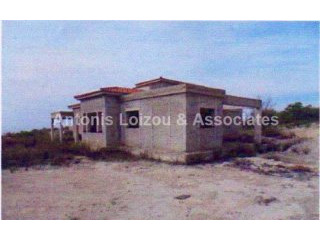 4 Bed Detached Bungalow Armou