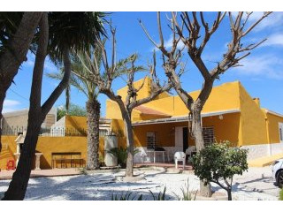 Bargain 3 Bed Country House With..