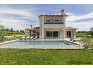 POTPUNO OPREMLJENA VILLA, NA MIRNOJ LOKACIJI!