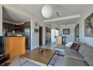 Modern designer 2 bed apartment in..