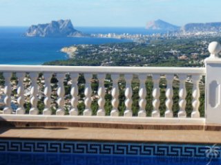 This immaculate villa with amazing sea and mountain views..