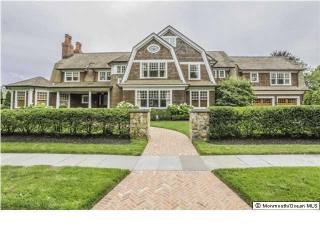 8 bedroom Flat For Sale: 107 Vroom..