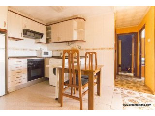 Cheap flat for sale in Benimamet..
