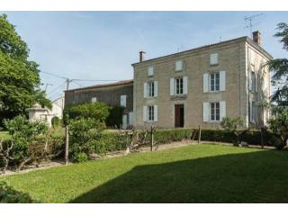 3 bedroom Character For Sale: 79210..
