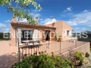 Romantic country house with panoramic..
