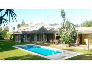 HM5S2721 - Villa For sale in Guadalmina..
