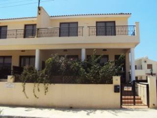 Three bedroom semi detached house for..