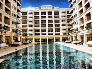 2 Bedroom Condo for sale in Jomtien -..