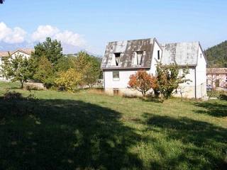 Large detached property to renovate