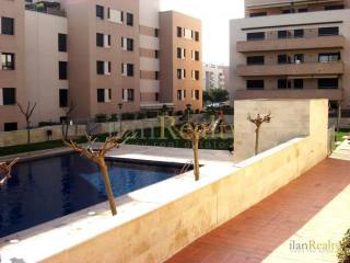 For sale beautiful ground floor close..