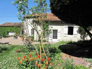 Charante House 8 Rooms