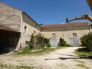 Old Stone Farmhouse With Independent..