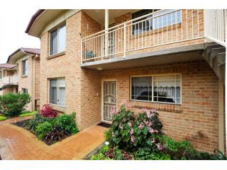 Ground Floor Apartment - Mountainview..