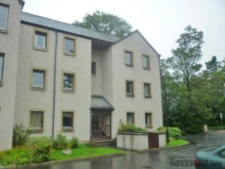 2 bedroom, top floor flat 