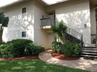 19329 Sabal Lake Dr #5056, Boca Raton..